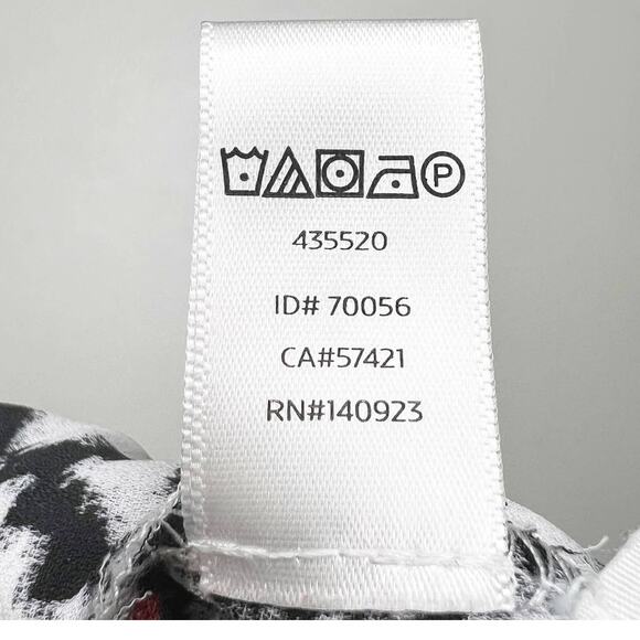 LOFT Geo Print Sleeveless Tunic Blouse Tank Top Scoop Neck Black White Size SP - Picture 6 of 7